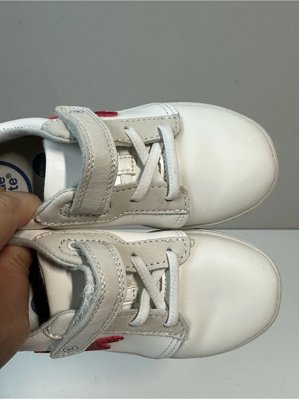 Stride Rite Kailin White Sneakers Size 9W Red White Blue